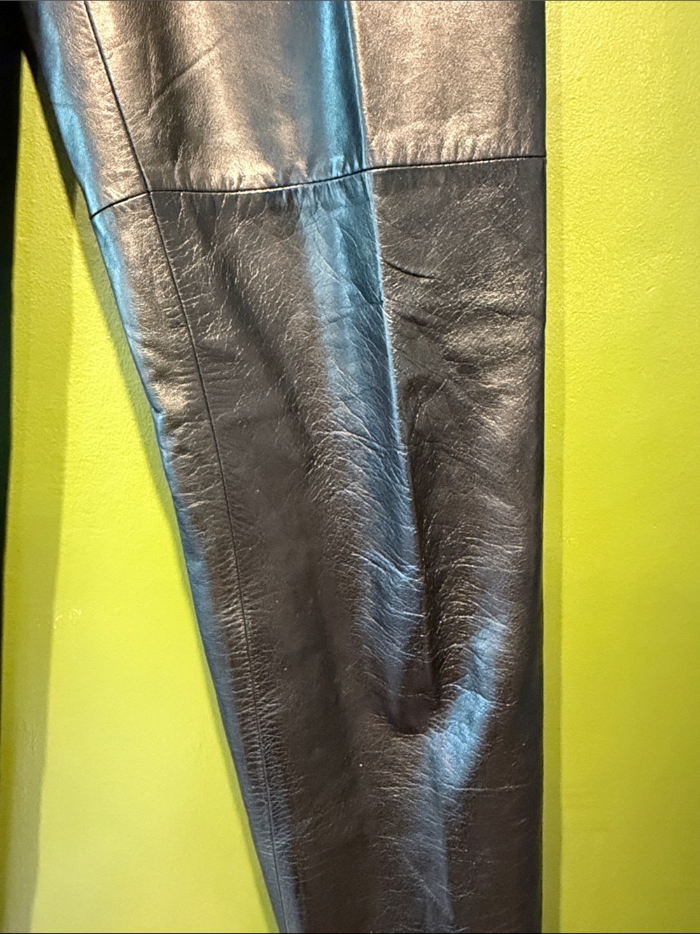Vintage Theory Men's Black Leather Straight-Leg Pants - Picture 5 of 8